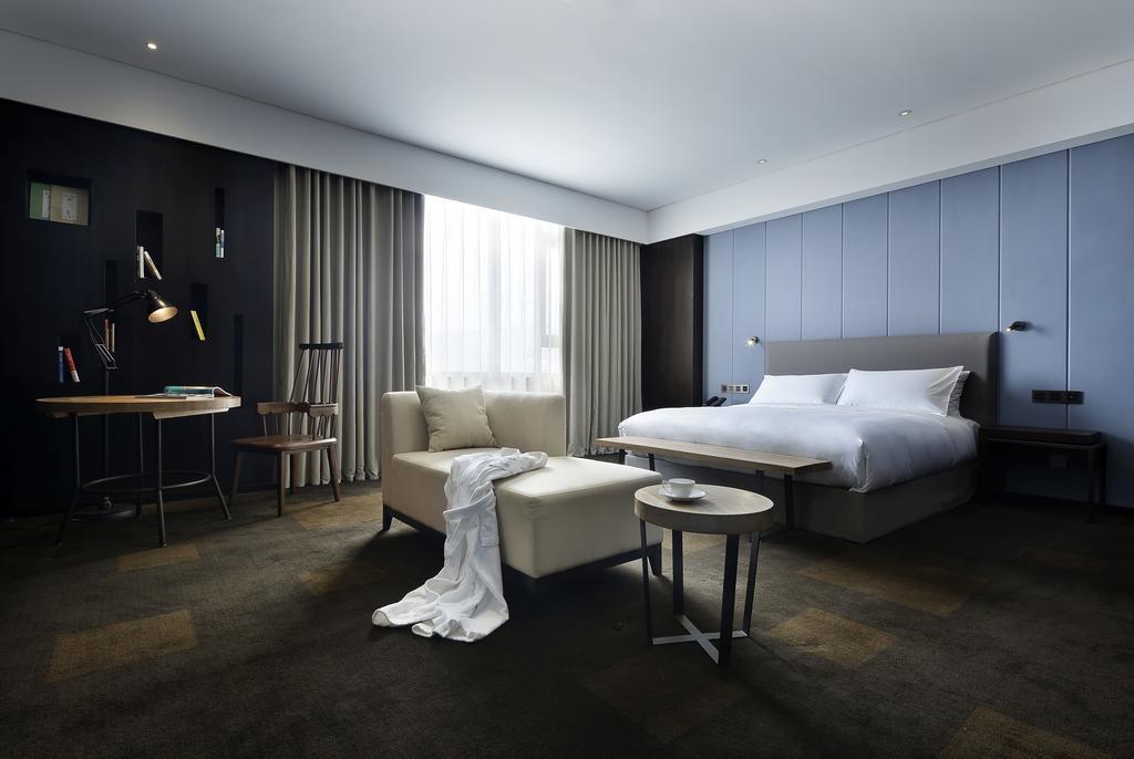 Ease House Luoyang Hotel Luoyang  Room photo